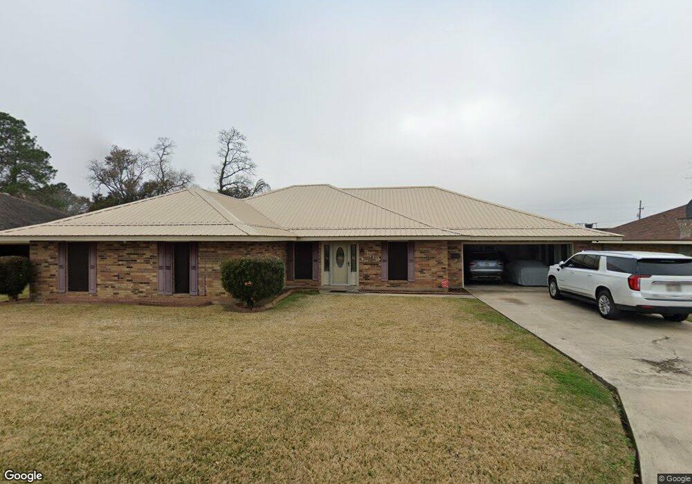 1710 S Gibbs Ln, New Iberia, LA 70560 - photo 1