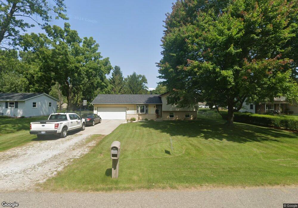 4432 Cambridge Dr, Port Huron, MI 48060 - photo 1