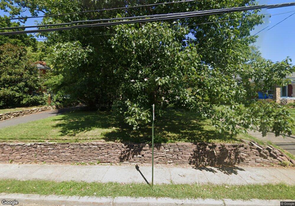 131 Center St, Clinton, NJ 08809 - photo 1