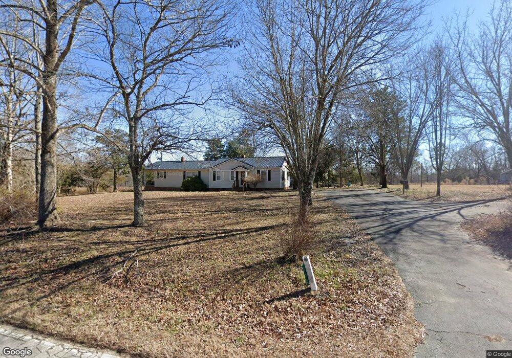 822 N Beersheba Rd, Clover, SC 29710 - photo 1