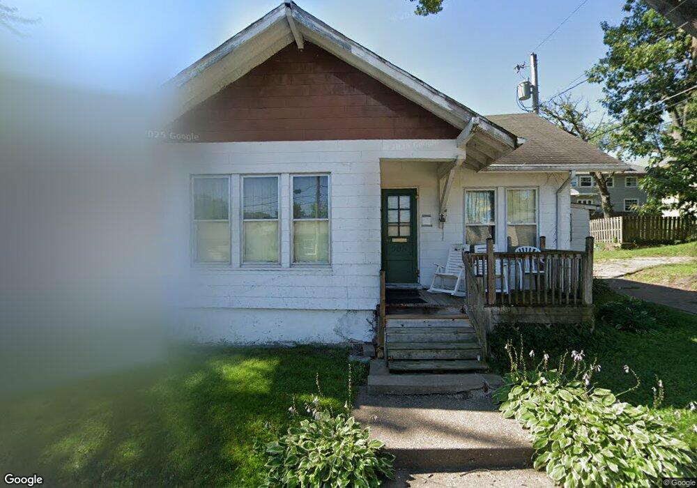905 E Laurel St, Davenport, IA 52803 - photo 1
