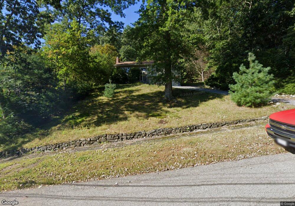 28 Fairlane Way, Holliston, MA 01746 - photo 1