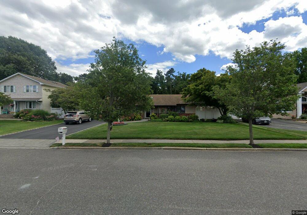 424 8th St, Bohemia, NY 11716 - photo 1