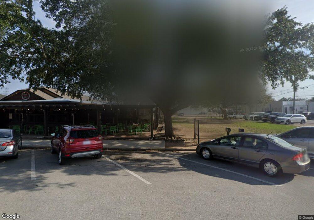 225 Commerce St, Tomball, TX 77375 - photo 1