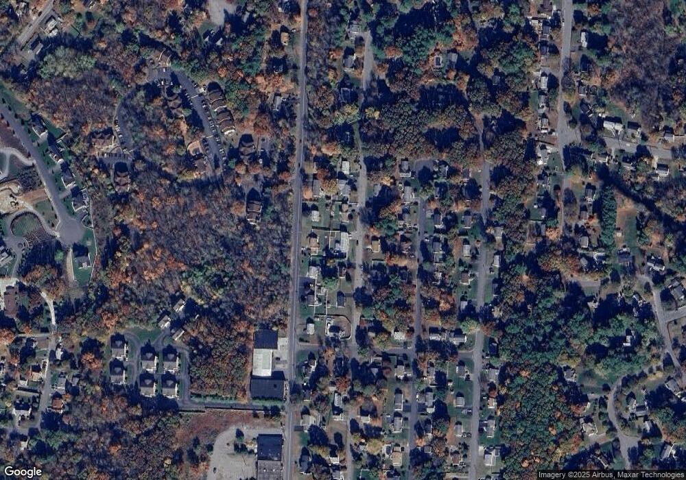 58 Bennett St, Hudson, MA 01749 - photo 1