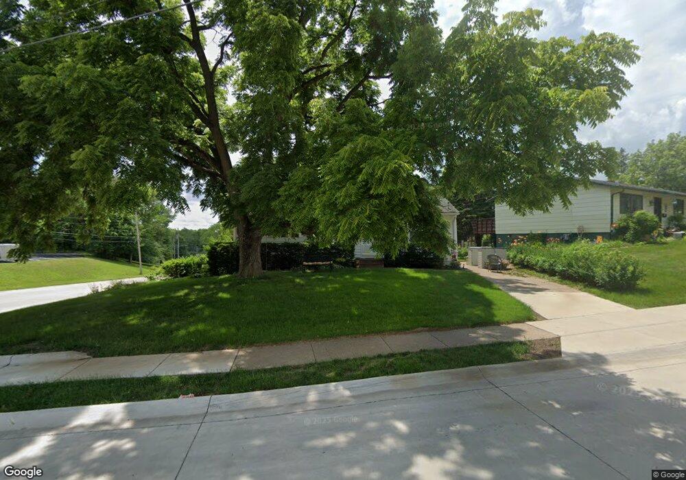 3205 W 13th St, Davenport, IA 52804 - photo 1