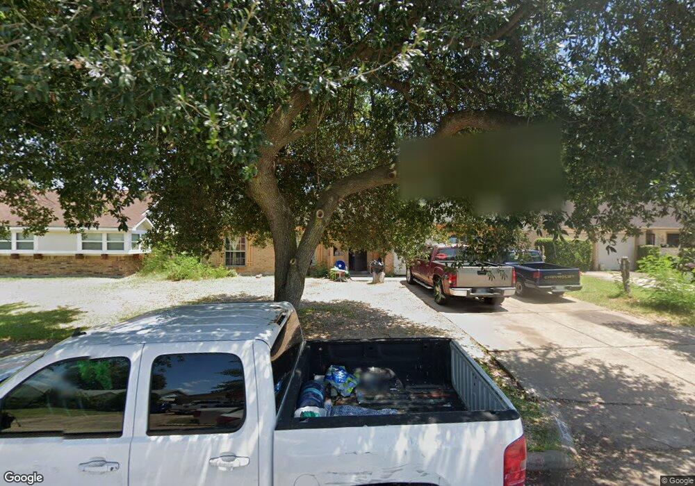 11627 Kirkvalley Dr, Houston, TX 77089 - photo 1