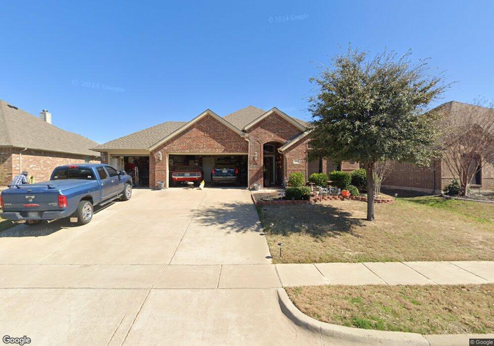 2213 Caroline Dr, Weatherford, TX 76087 - photo 1