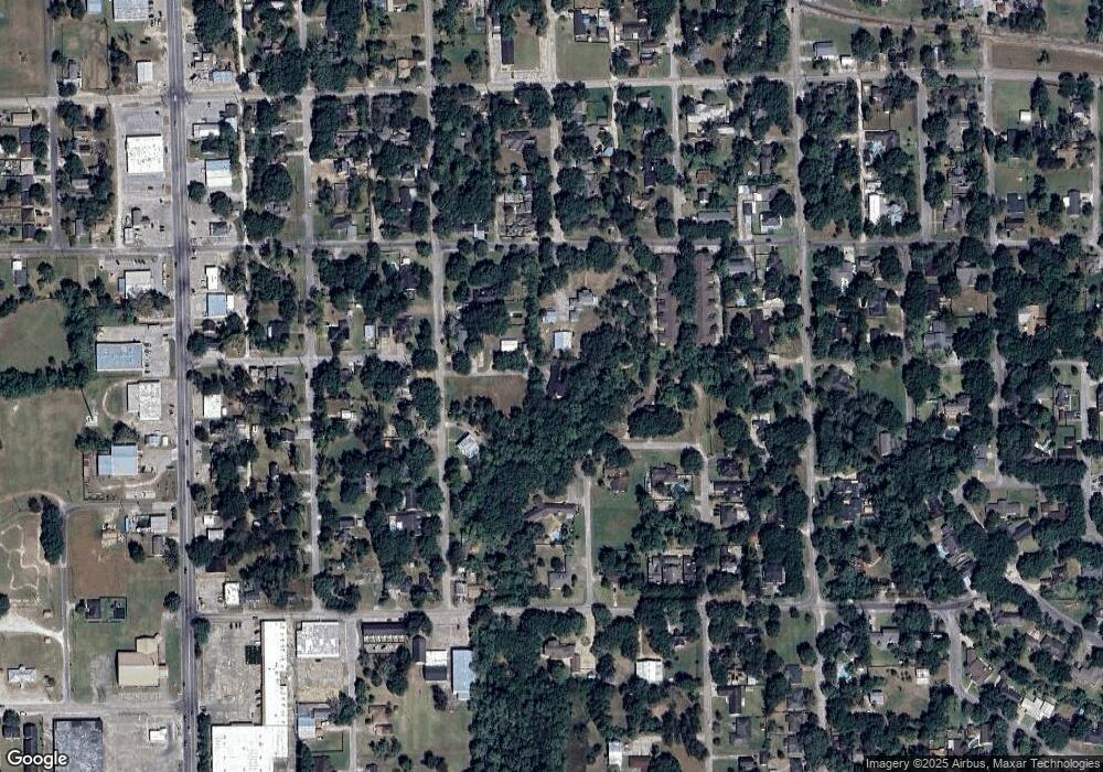 1921 Linda Ln, Bay City, TX 77414 - photo 1