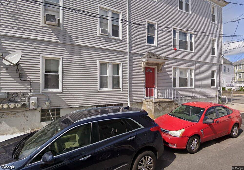 83 Quarry St unit 3W, Fall River, MA 02723 - photo 1