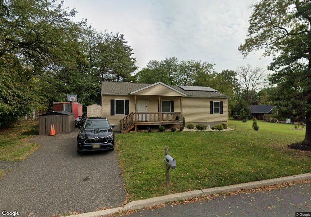 589 Howard Ave, Somerset, NJ 08873 - photo 1