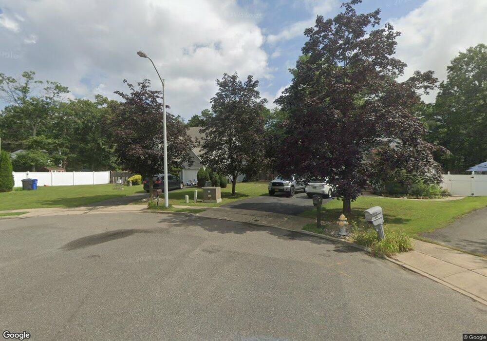 39 Edna Ct, Toms River, NJ 08755 - photo 1