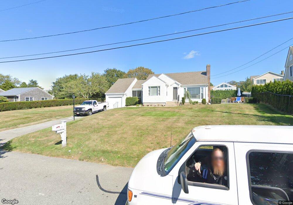 254 Tuckerman Ave, Middletown, RI 02842 - photo 1