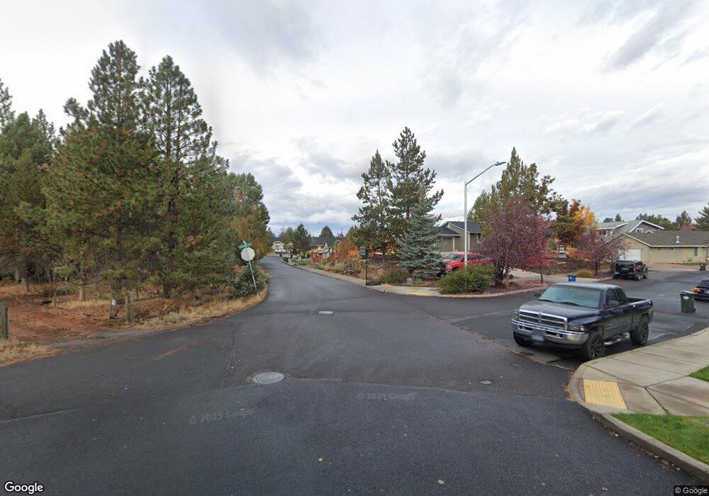 11 NE Overton Place, Bend, OR 97701 - photo 1