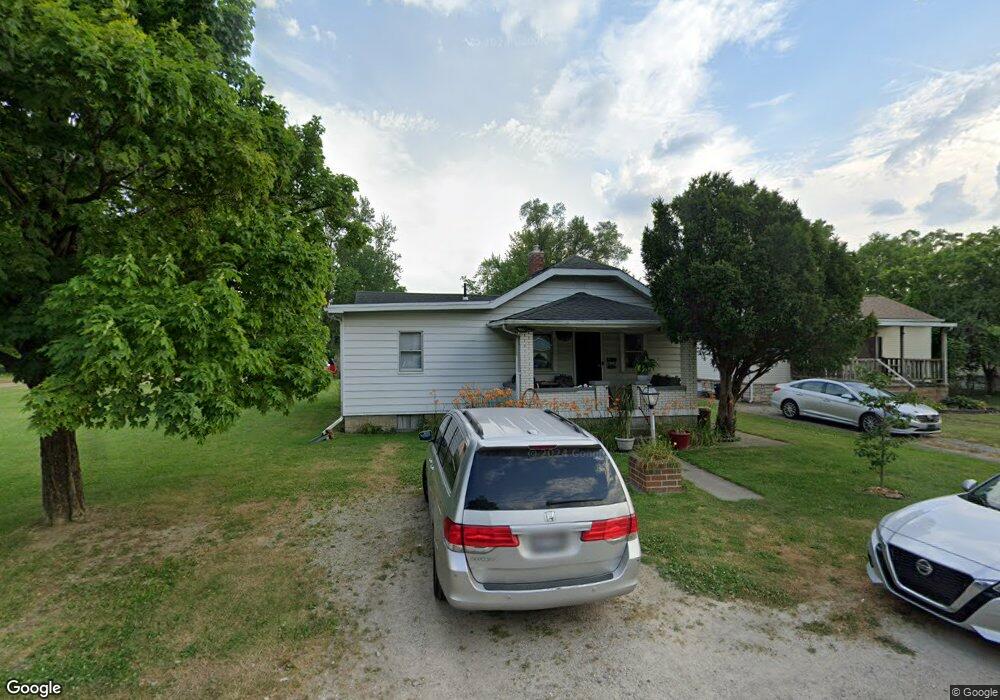 1943 Dunbar Dr, Columbus, OH 43224 - photo 1