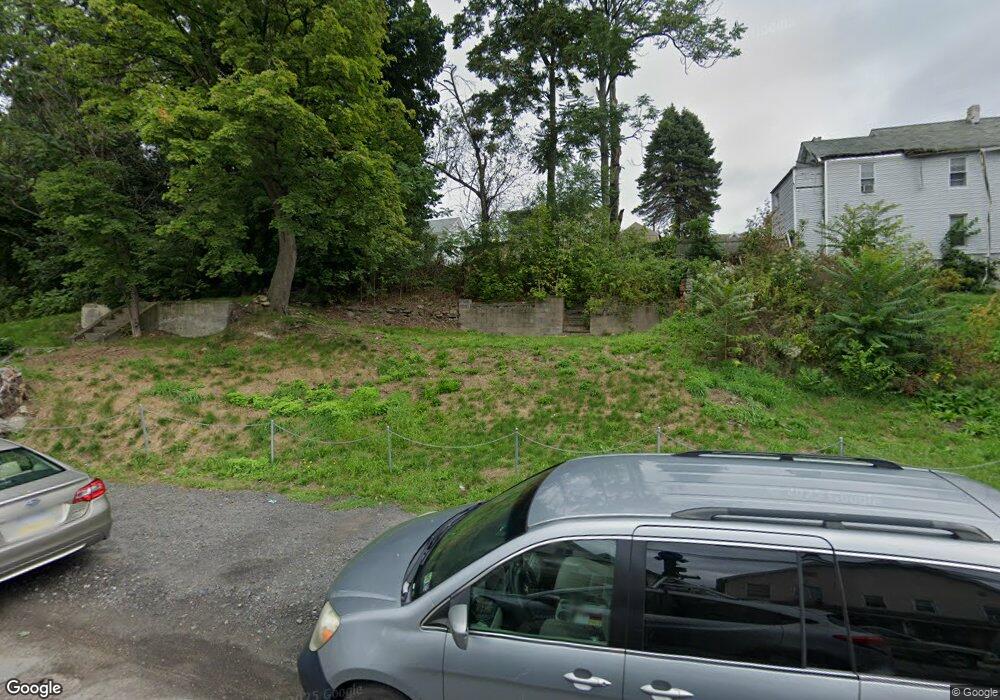 1146 Luzerne St, Scranton, PA 18504 - photo 1