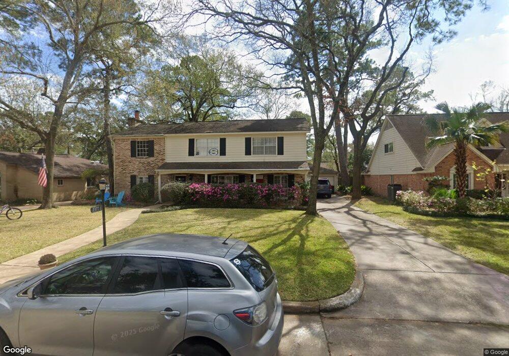 13723 Kingsride Ln, Houston, TX 77079 - photo 1