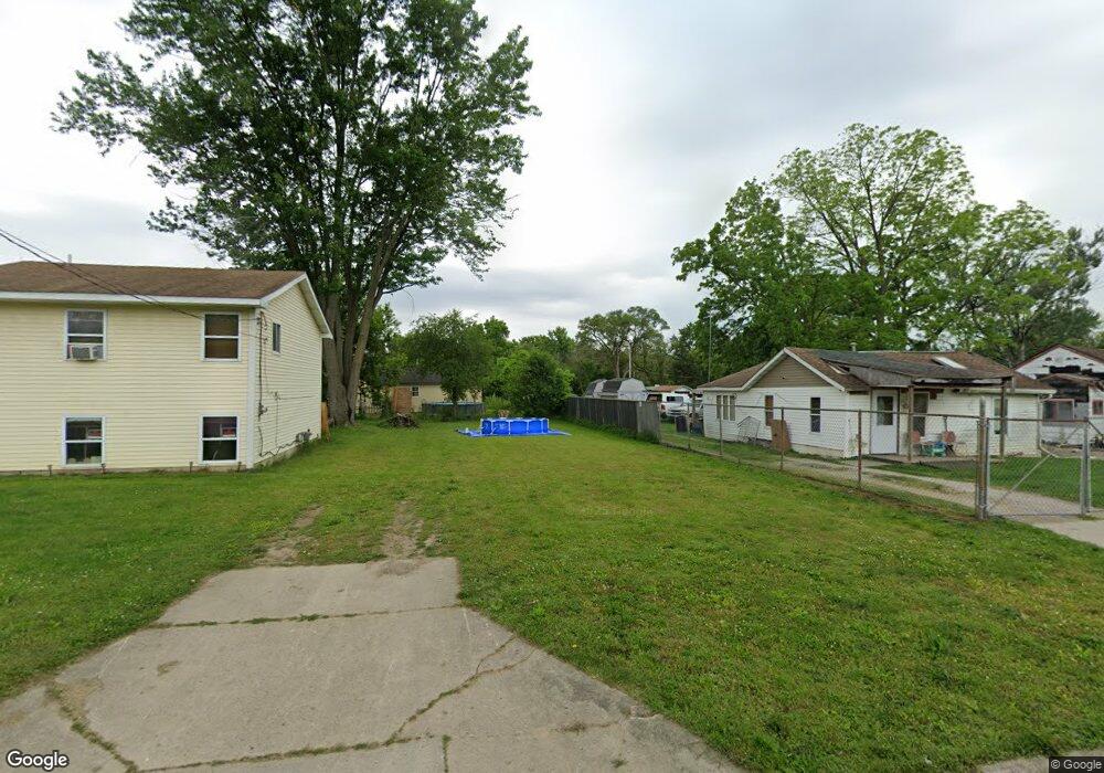 1357 W Juliah Ave, Flint, MI 48505 - photo 1
