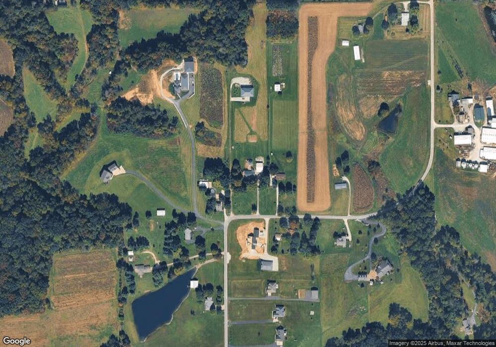 9011 Starlight Rd, Floyds Knobs, IN 47119 - photo 1