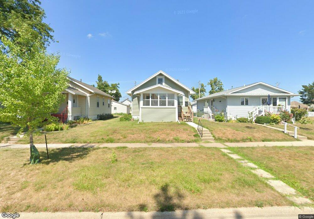 810 20th Ave SW, Cedar Rapids, IA 52404 - photo 1