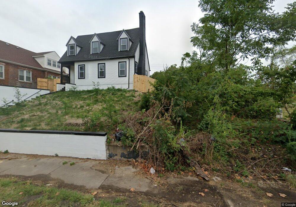 729 W Ridge Rd, Gary, IN 46408 - photo 1