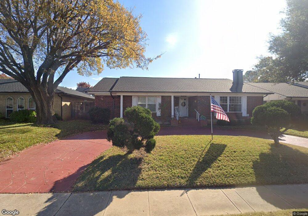 1028 Forest Ridge Dr, Bedford, TX 76022 - photo 1