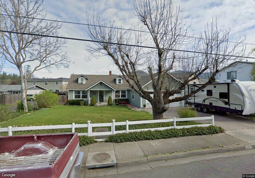 1464 SE N St, Grants Pass, OR 97526 - photo 1