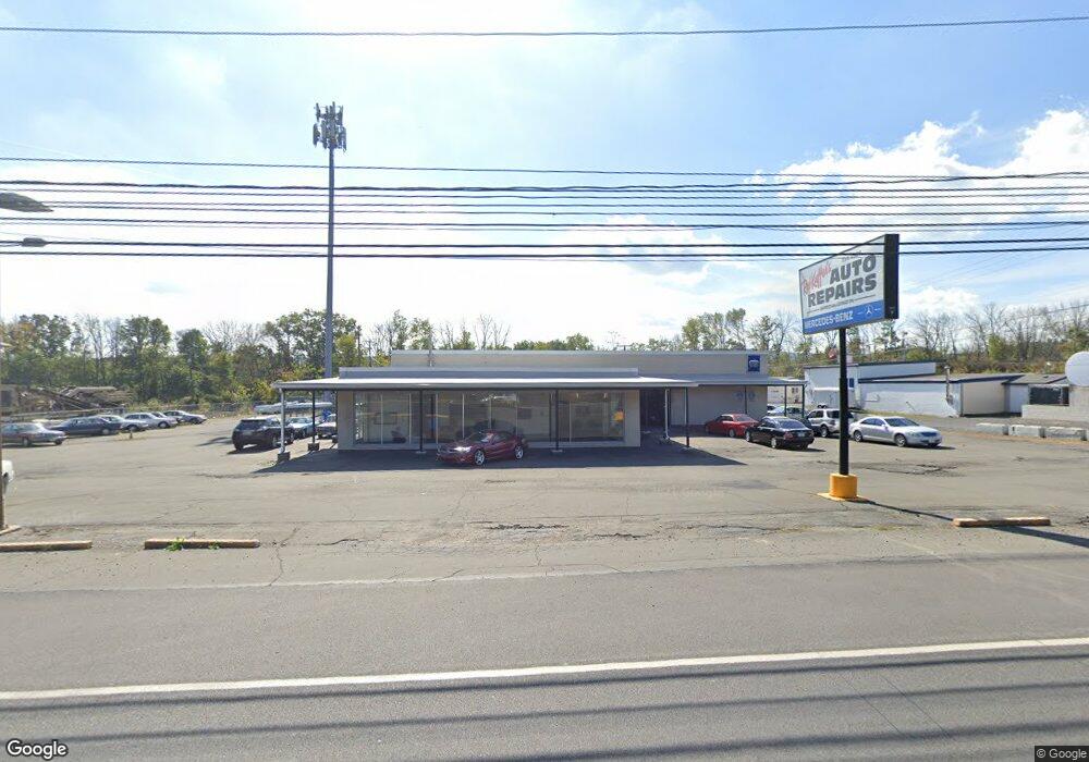 1404 Ben Franklin Hwy E, Douglassville, PA 19518 - photo 1