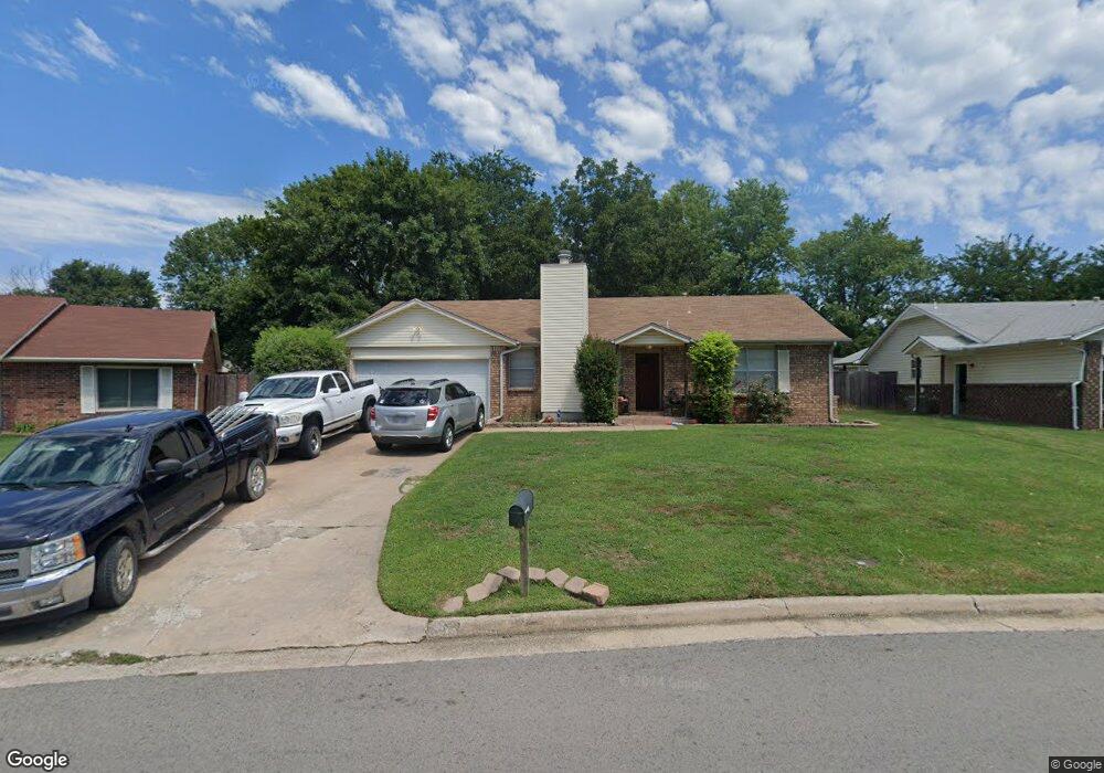 812 W Charleston St, Broken Arrow, OK 74011 - photo 1