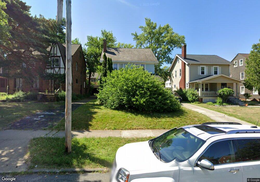 3520 Berkeley Rd, Cleveland, OH 44118 - photo 1