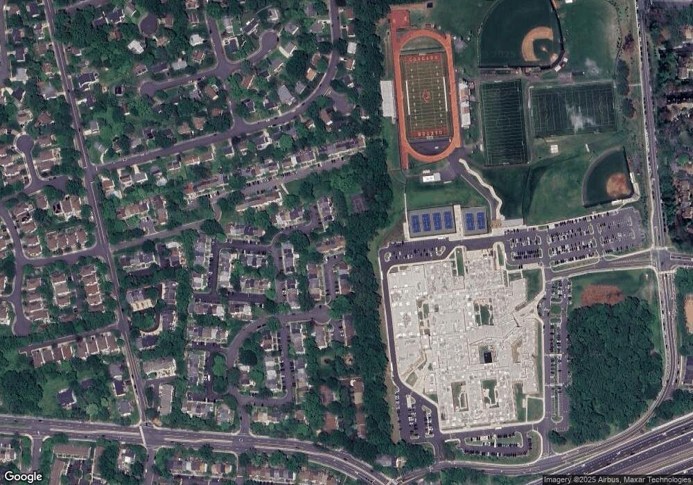 2914 Waterford Ct, Vienna, VA 22181 - photo 1