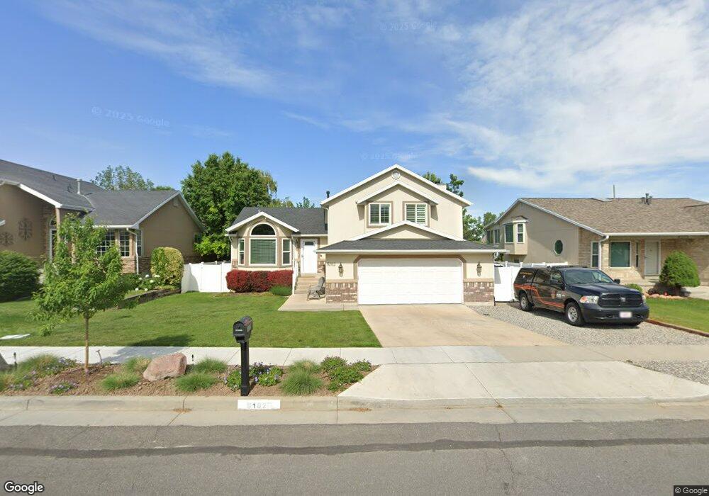 8102 Nighthawk Dr, Sandy, UT 84094 - photo 1