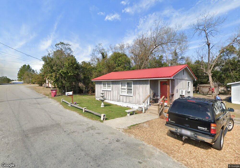 39 Collins St, Mc Rae, GA 31055 - photo 1