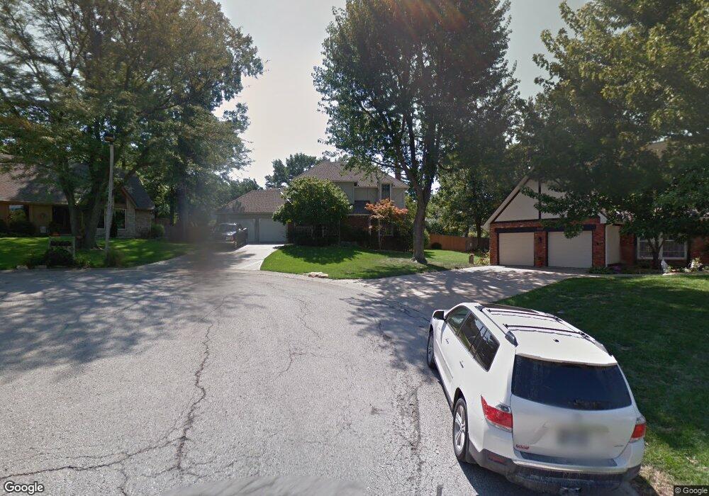 7626 Richards Dr, Shawnee, KS 66216 - photo 1