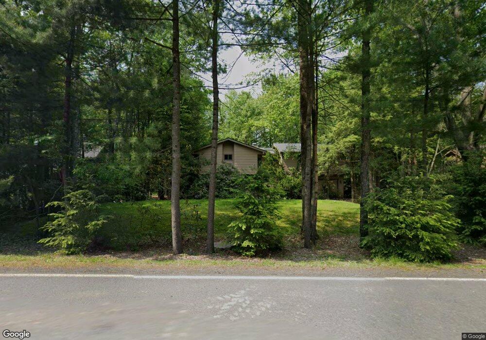 203 Miller Dr, Pocono Pines, PA 18350 - photo 1