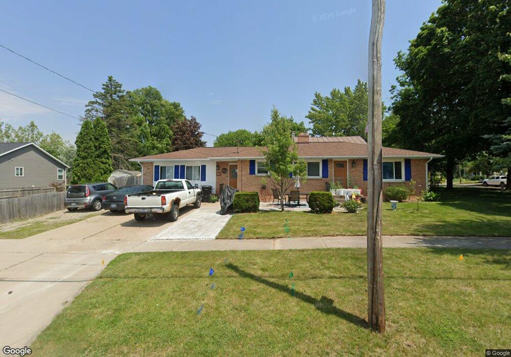 112 Forrest St, Wayland, MI 49348 - photo 1