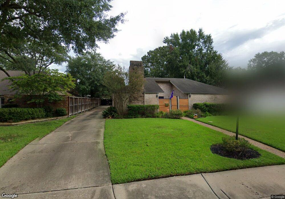 10210 Briar Rose Dr, Houston, TX 77042 - photo 1