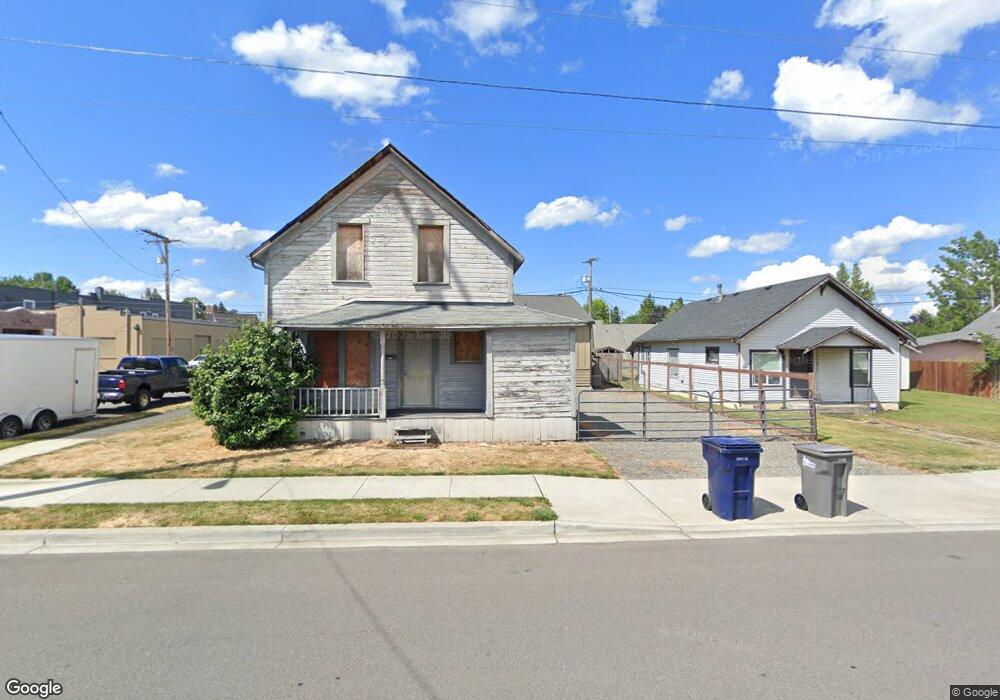 1806 Railroad St, Enumclaw, WA 98022 - photo 1