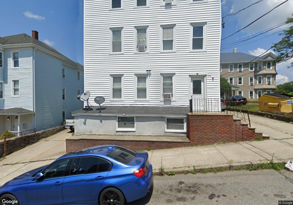 128 Last St unit 3R, Fall River, MA 02724 - photo 1
