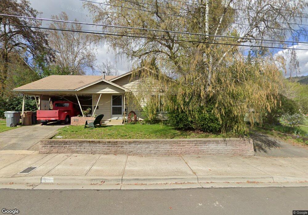 316 NE Josephine St, Grants Pass, OR 97526 - photo 1