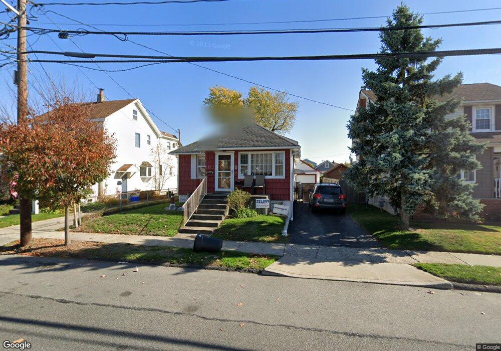 36 1st Ave, East Rockaway, NY 11518 - photo 1