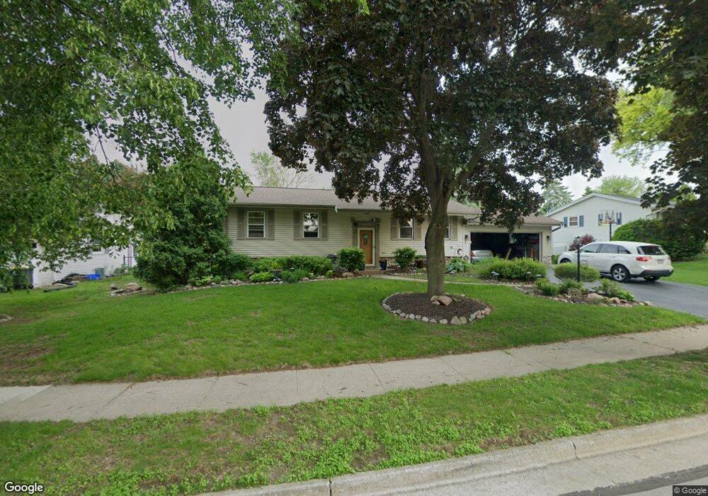 1971 Sunnyside Dr, Waukesha, WI 53186 - photo 1