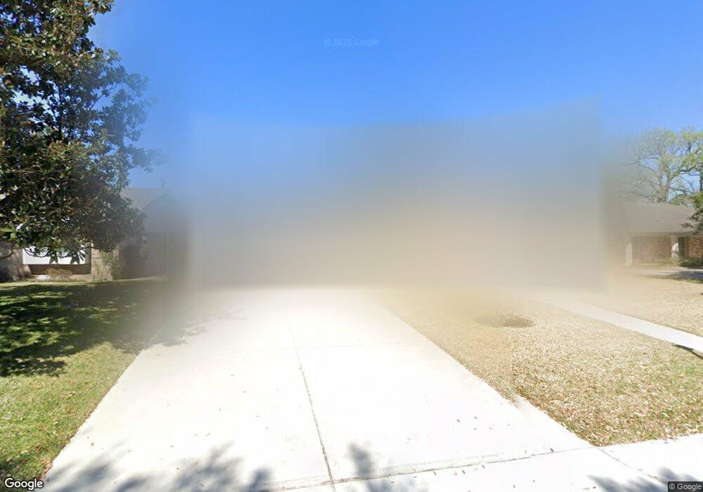 10318 Holly Springs Dr, Houston, TX 77042 - photo 1