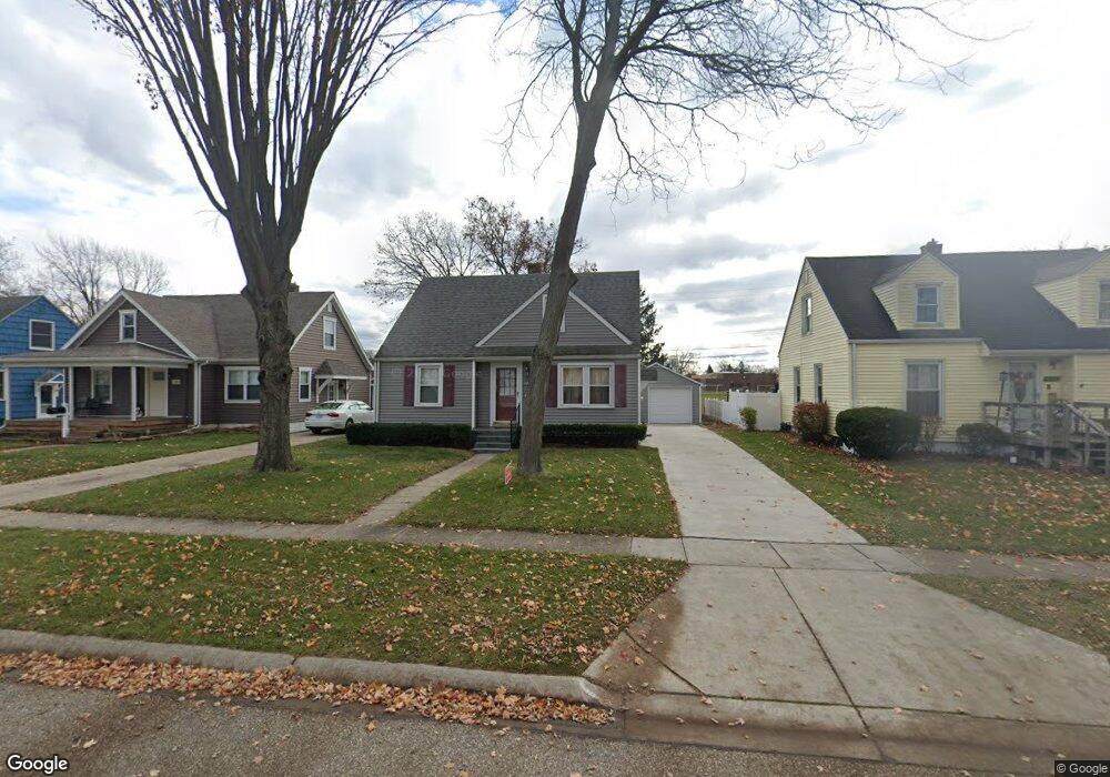 1206 Palmer Ct, Port Huron, MI 48060 - photo 1