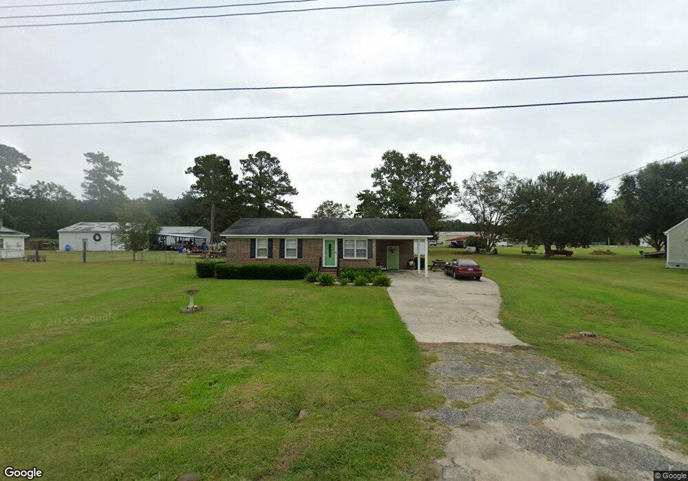 915 S Farr Ave, Andrews, SC 29510 - photo 1
