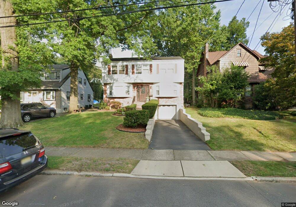 1322 Taft Rd, Teaneck, NJ 07666 - photo 1