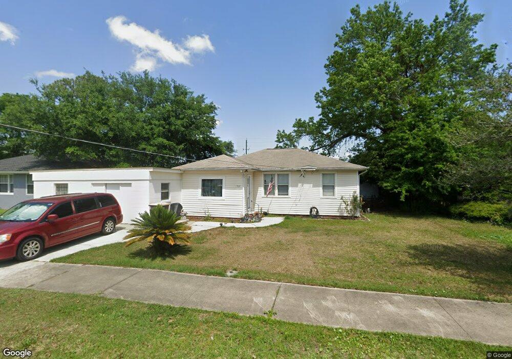 5327 Astral St, Jacksonville, FL 32205 - photo 1