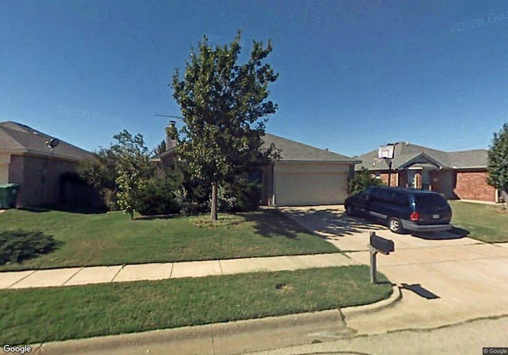 3912 Overlake Dr, Denton, TX 76210 - photo 1