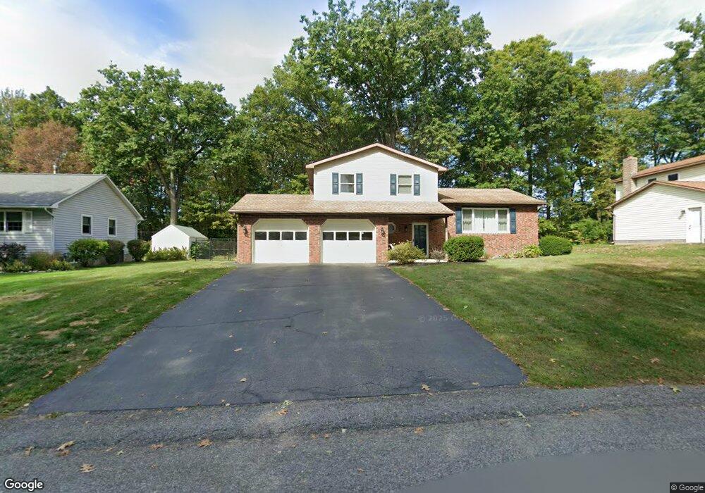 32 Riesling Rd, Schenectady, NY 12309 - photo 1