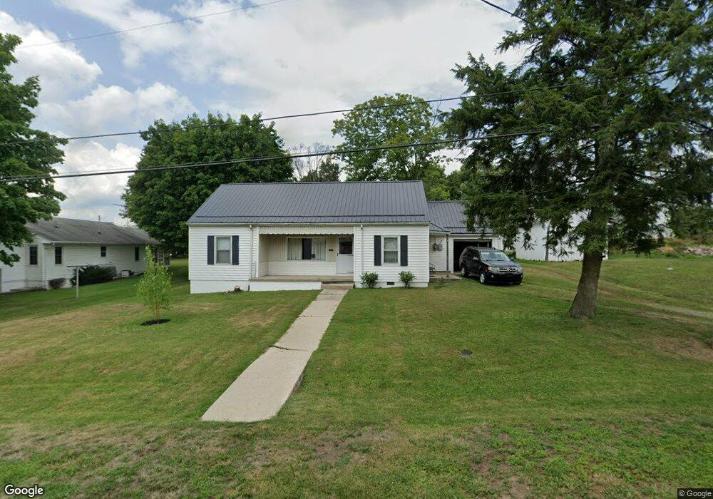 212 N Grove St, Blanchester, OH 45107 - photo 1